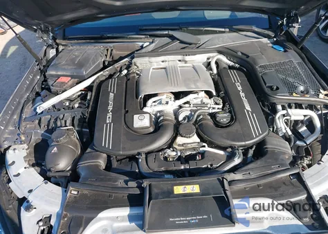 2017 Mercedes-Benz Amg C 63 S z USA, uszkodzony, nr VIN WDDWK8HB2HF517369